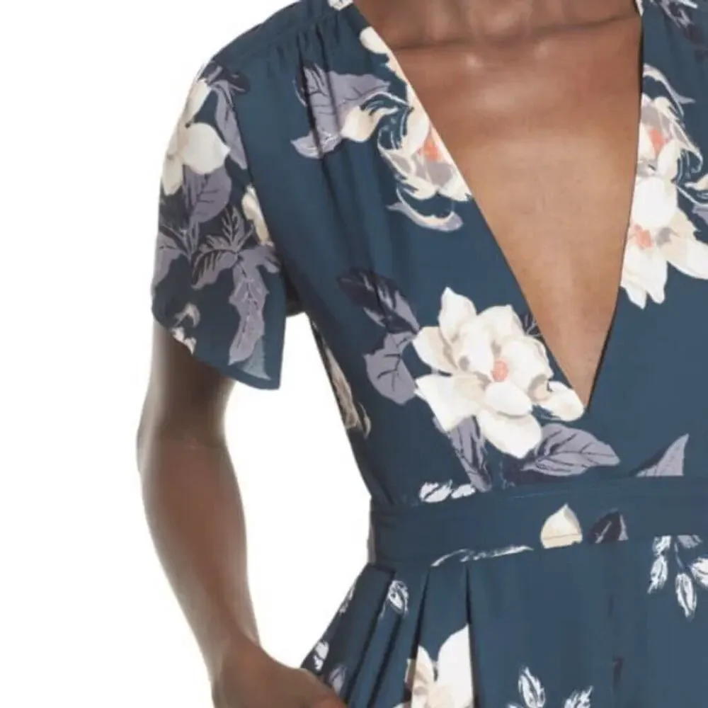 ASTR The Label Deep V Cut Green Floral Romper Size XS